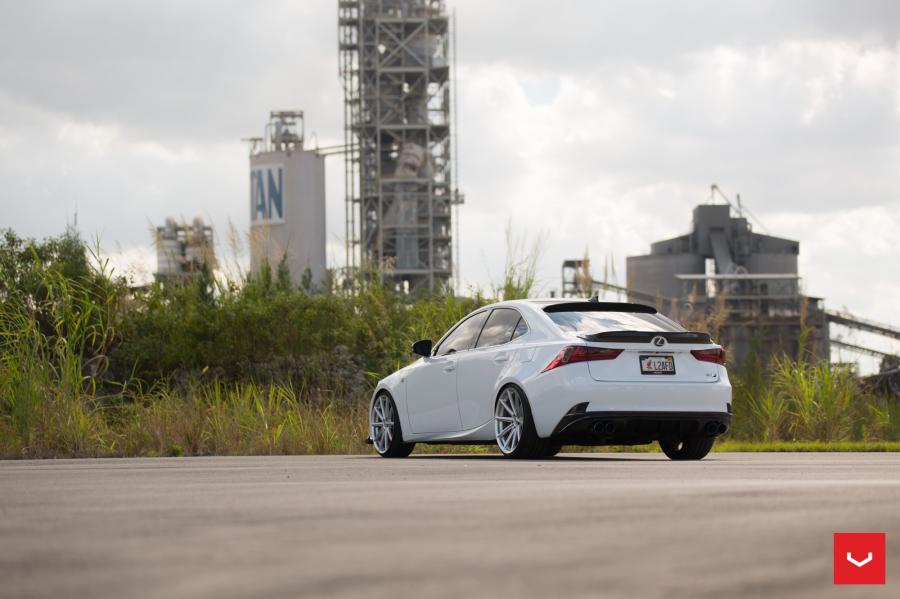  Lexus IS F on Vossen Wheels (VFS-10) 2017 года  (фото 36 из 72)